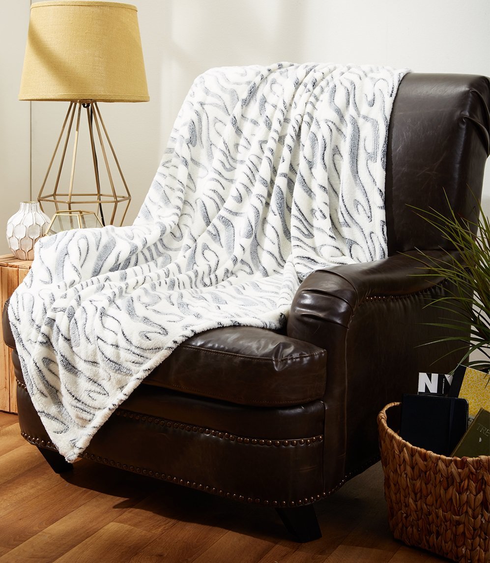 Decor&More Home Essentials Cameo Microplush Blanket Faith-Hope-Love-Home-Decor