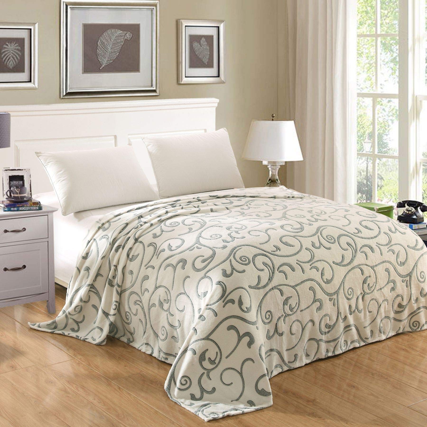 Decor&More Home Essentials Cameo Microplush Blanket Faith-Hope-Love-Home-Decor