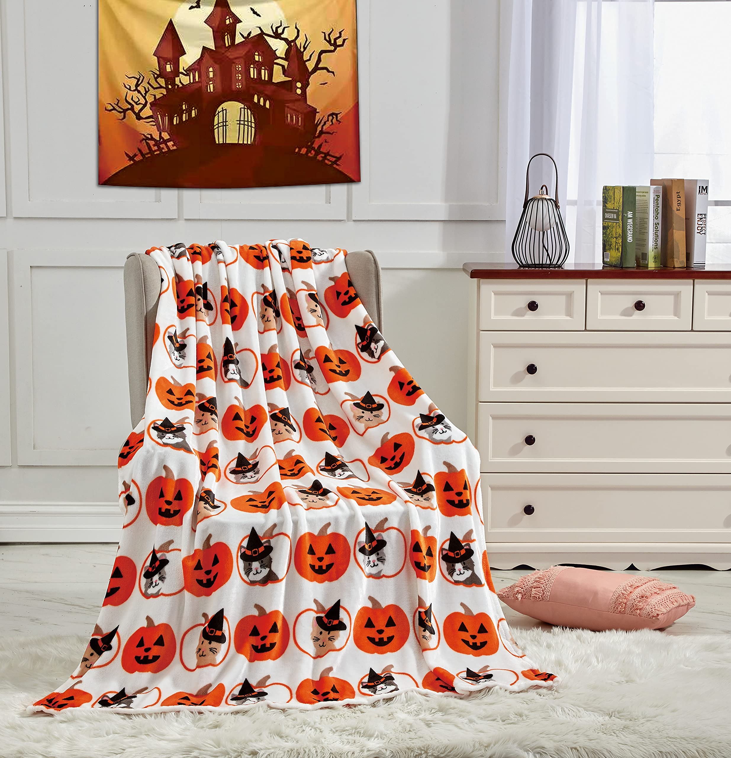 Decor&More Happy Halloween Microplush Throw Blanket (50" x 60") Faith-Hope-Love-Home-Decor