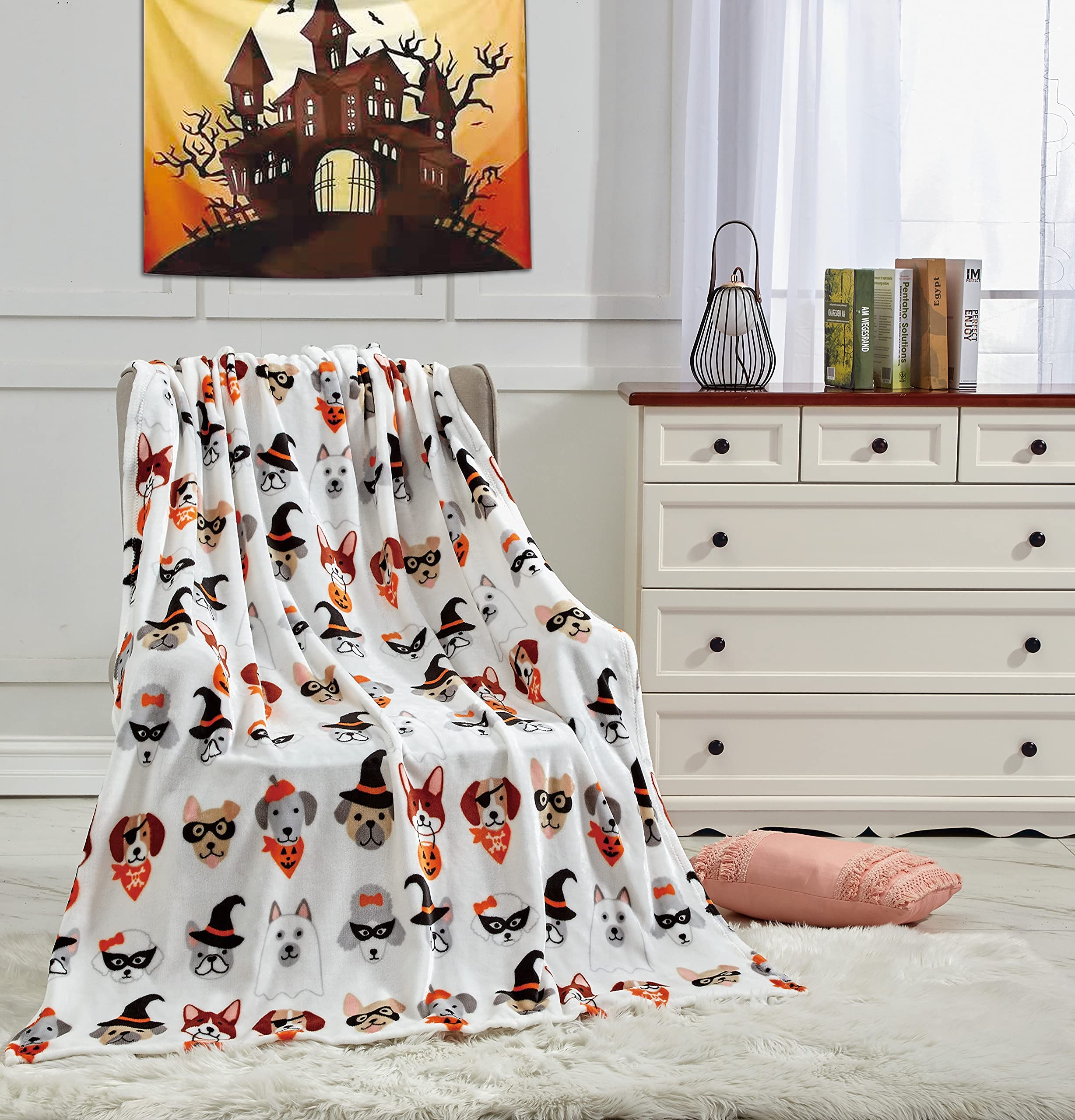 Decor&More Happy Halloween Microplush Throw Blanket (50" x 60") Faith-Hope-Love-Home-Decor