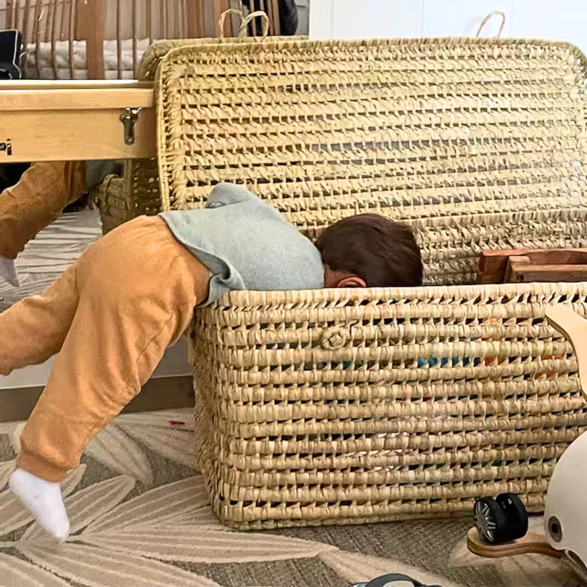 Palm Leaf Wicker Storage Trunk – Large 31-Inch Lidded Toy & Storage Box