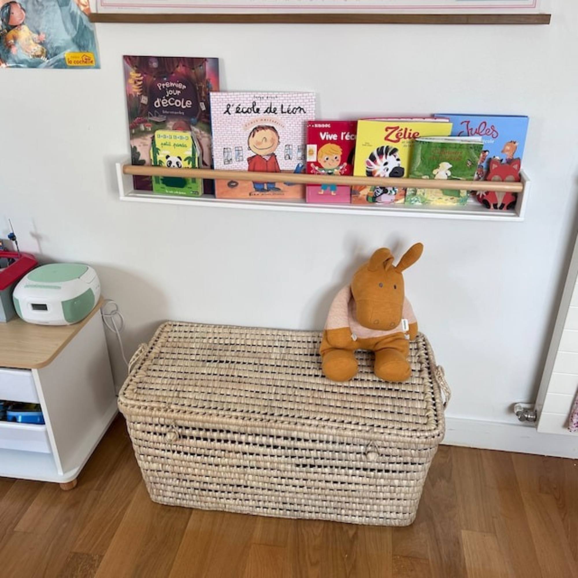 Palm Leaf Wicker Storage Trunk – Large 31-Inch Lidded Toy & Storage Box