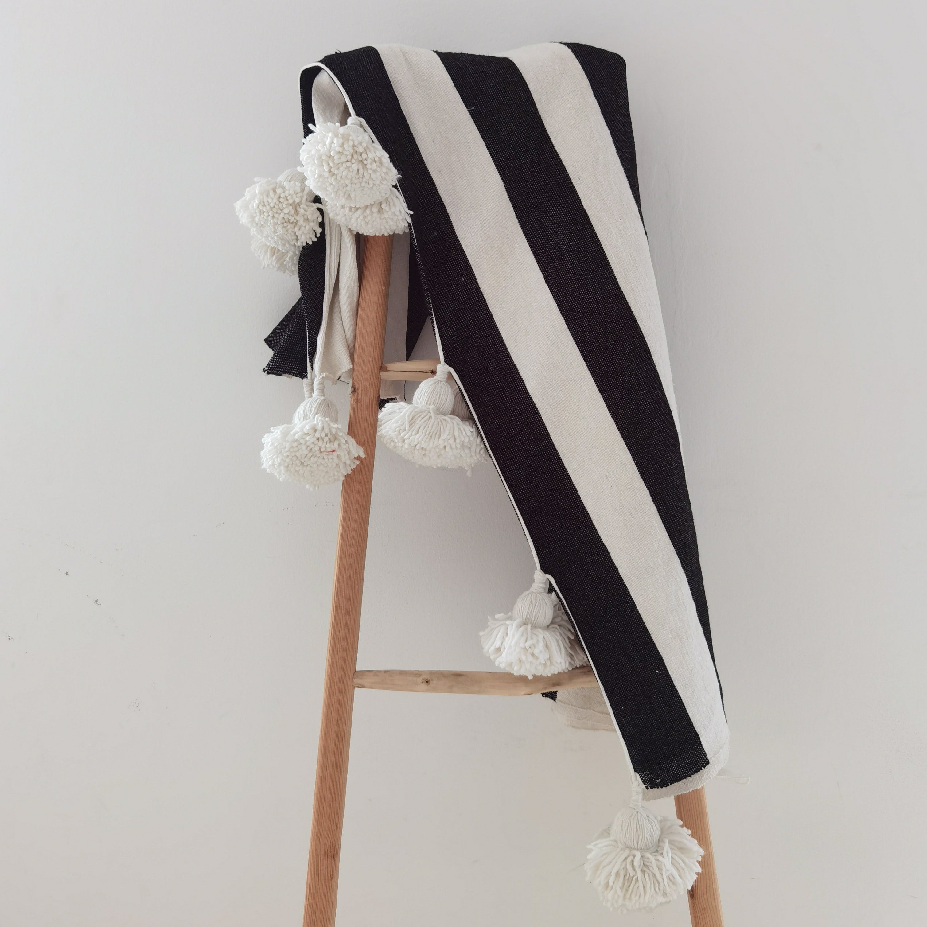 Handmade Moroccan Blanket Throw Black White - artihandmade