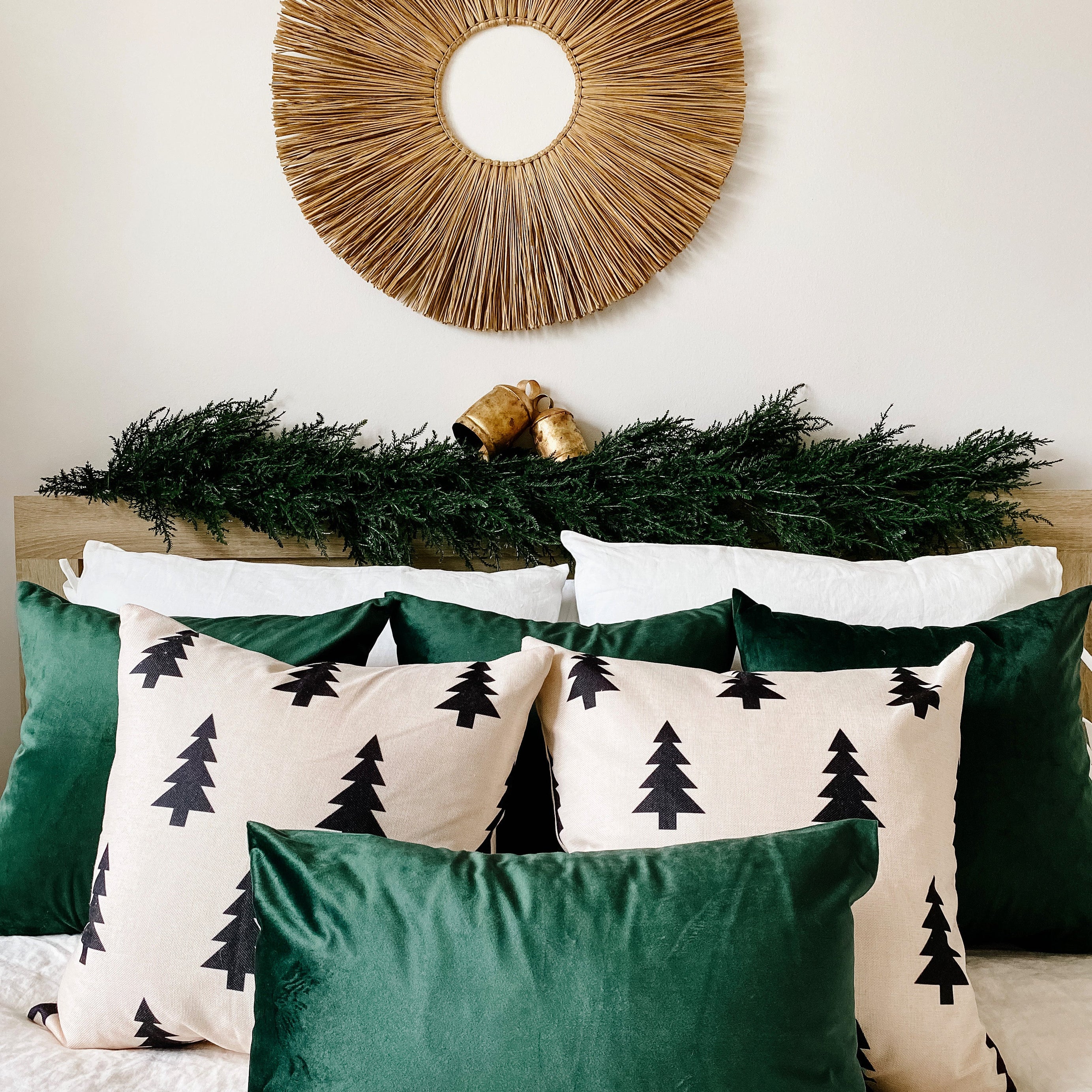 Luxor Lumbar Pillow Cover