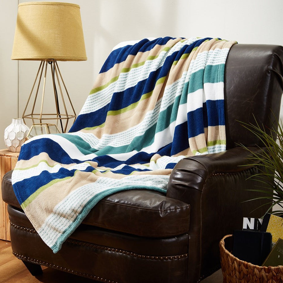 Decor&More Home Essentials Cameo Microplush Blanket
