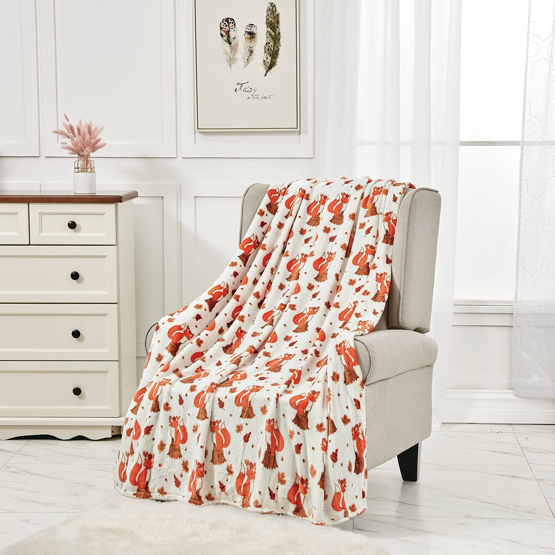 Decor&More Happy Halloween Microplush Throw Blanket (50" x 60")