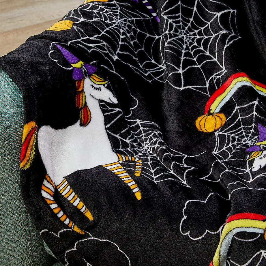 Decor&More Happy Halloween Microplush Throw Blanket (50" x 60")