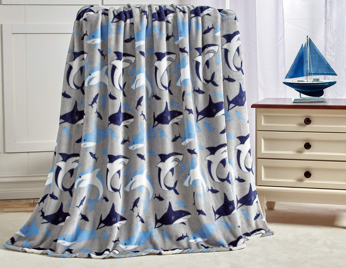 Decor&More American Pride Collection Microplush Throw Blanket (50" x 60") Faith-Hope-Love-Home-Decor