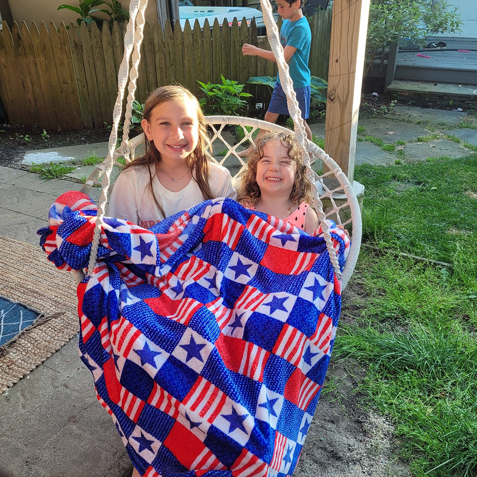 Decor&More American Pride Collection Microplush Throw Blanket (50" x 60")