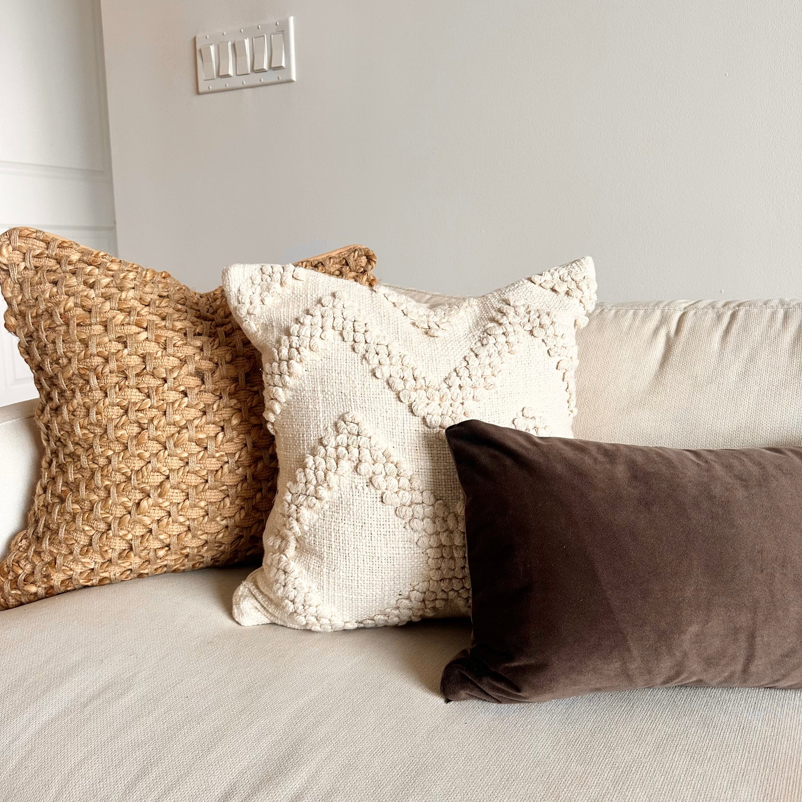 Hardin Velvet Lumbar Pillow Cover