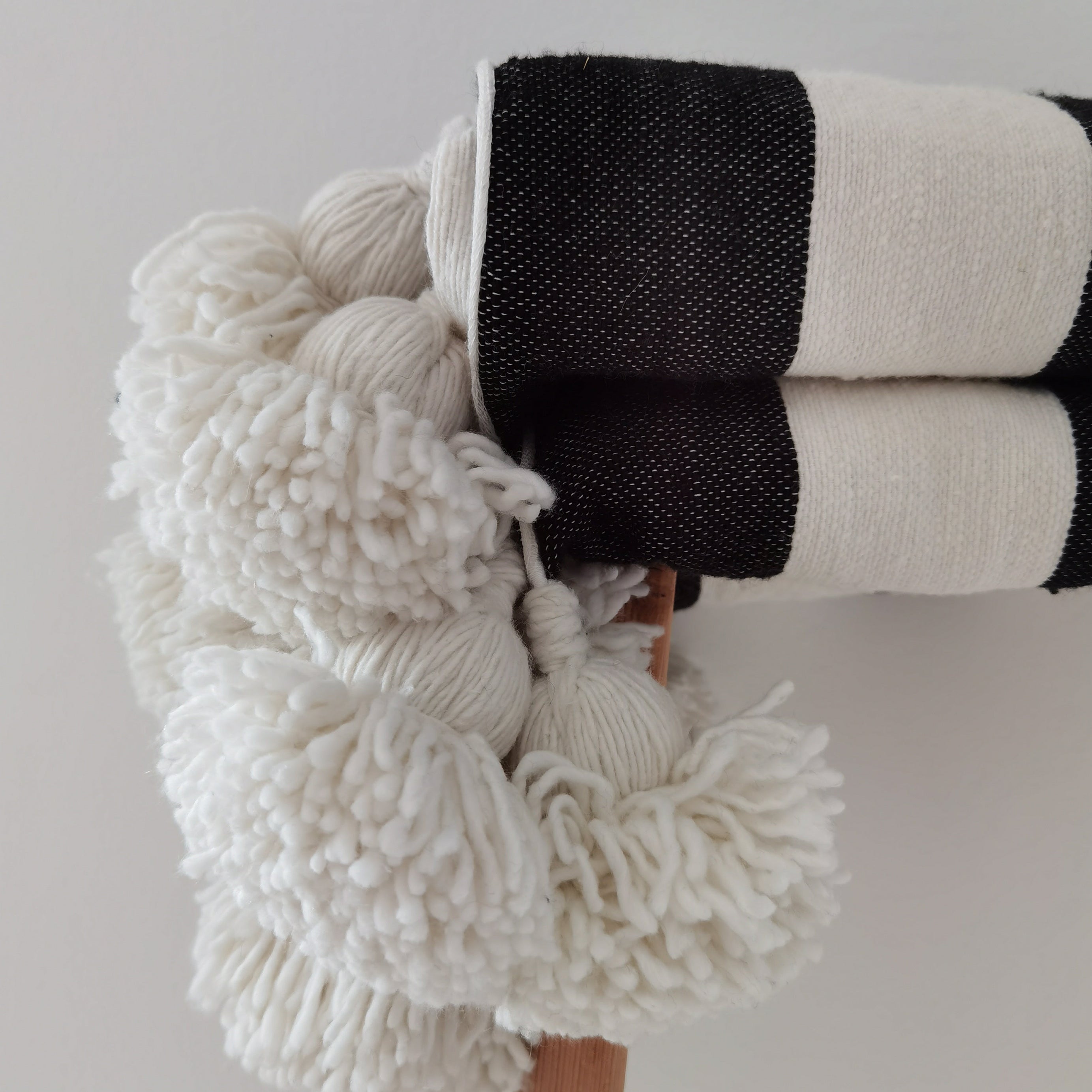 Handmade Moroccan Blanket Throw Black White - artihandmade