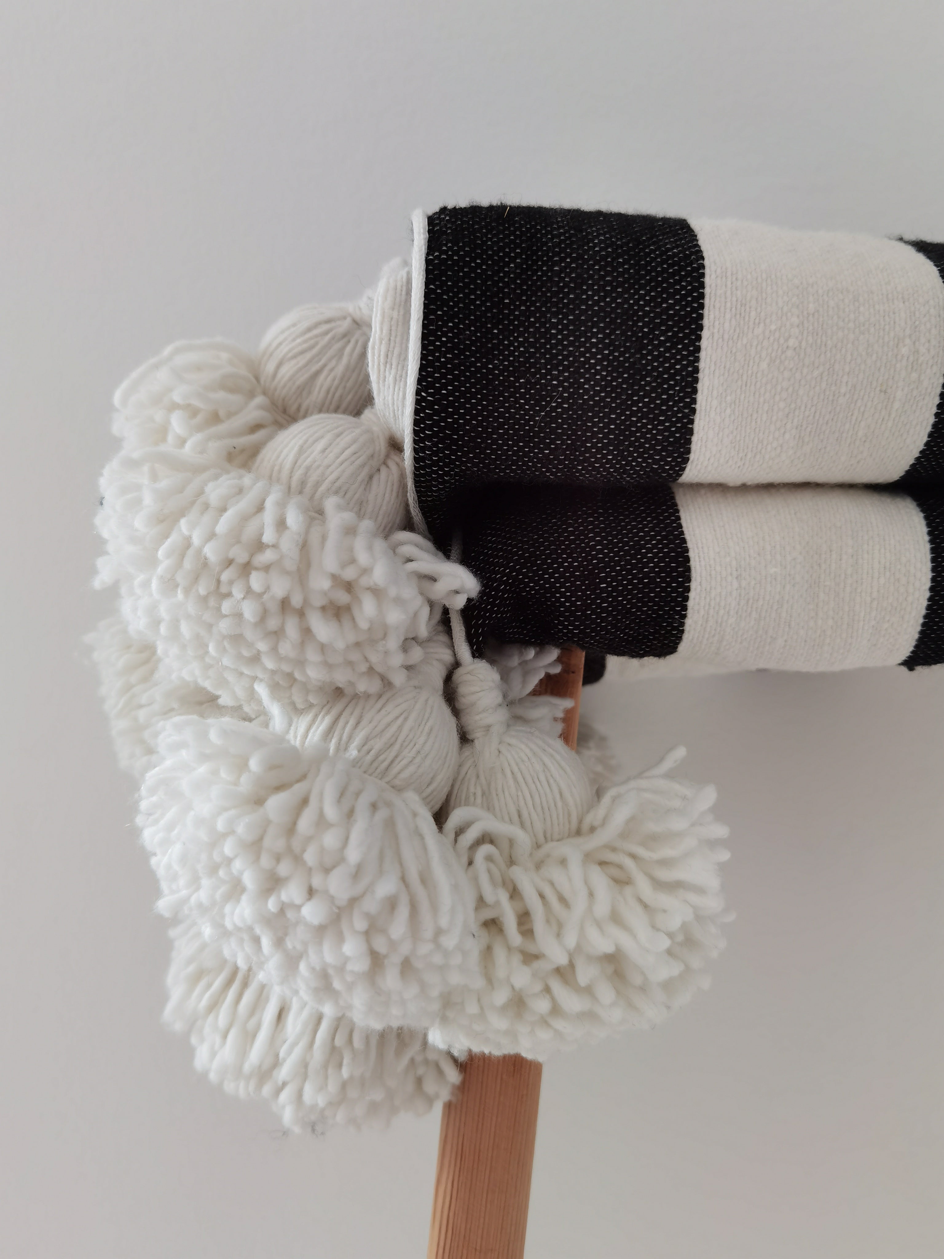 Handmade Moroccan Blanket Throw Black White - artihandmade