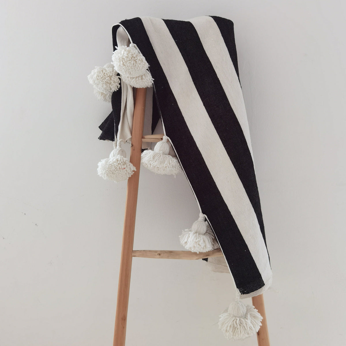 Black White Handmade Moroccan Blanket Throw Living Room - LuxoraCraft