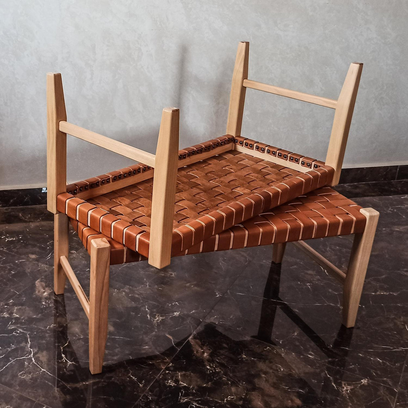 Ragnar woven leather bench Varnished Teak