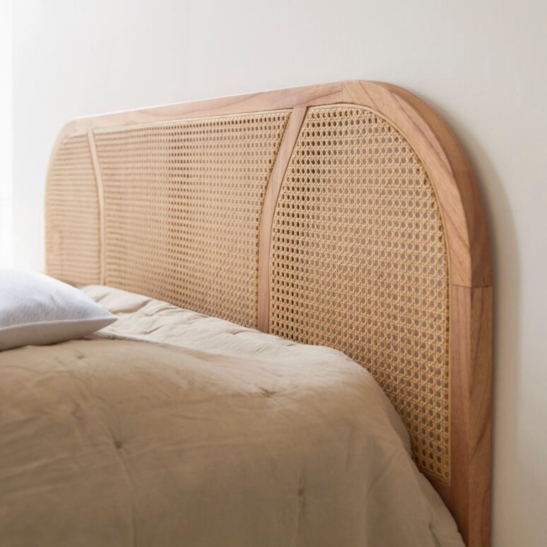 Headboard Designs Rattan Elegant Modern Rattan Headboard with Sustainable Wood Frame – Stylish ...